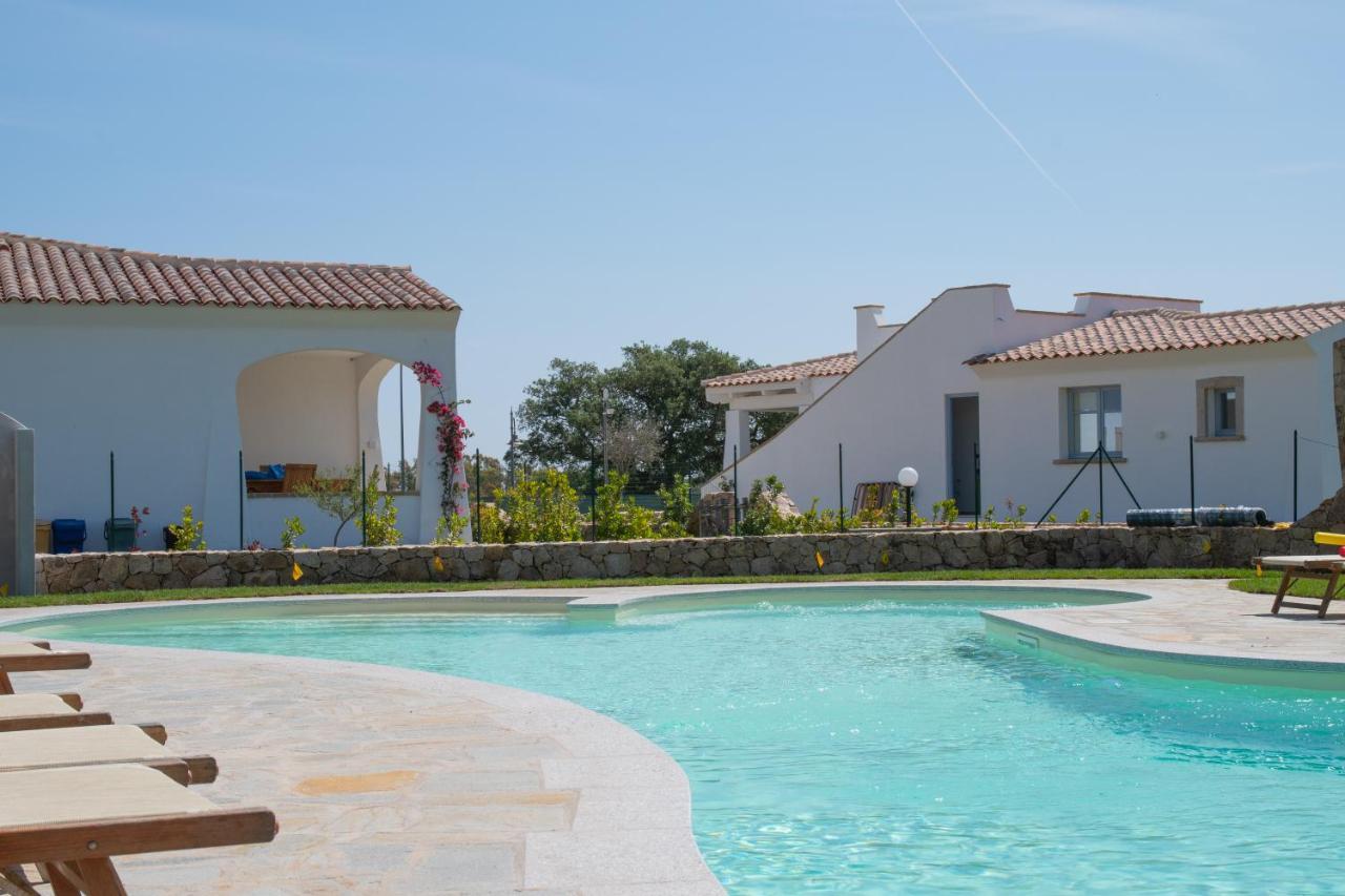Aparthotel Enaja - Luxury Retreat Budoni Exterior foto
